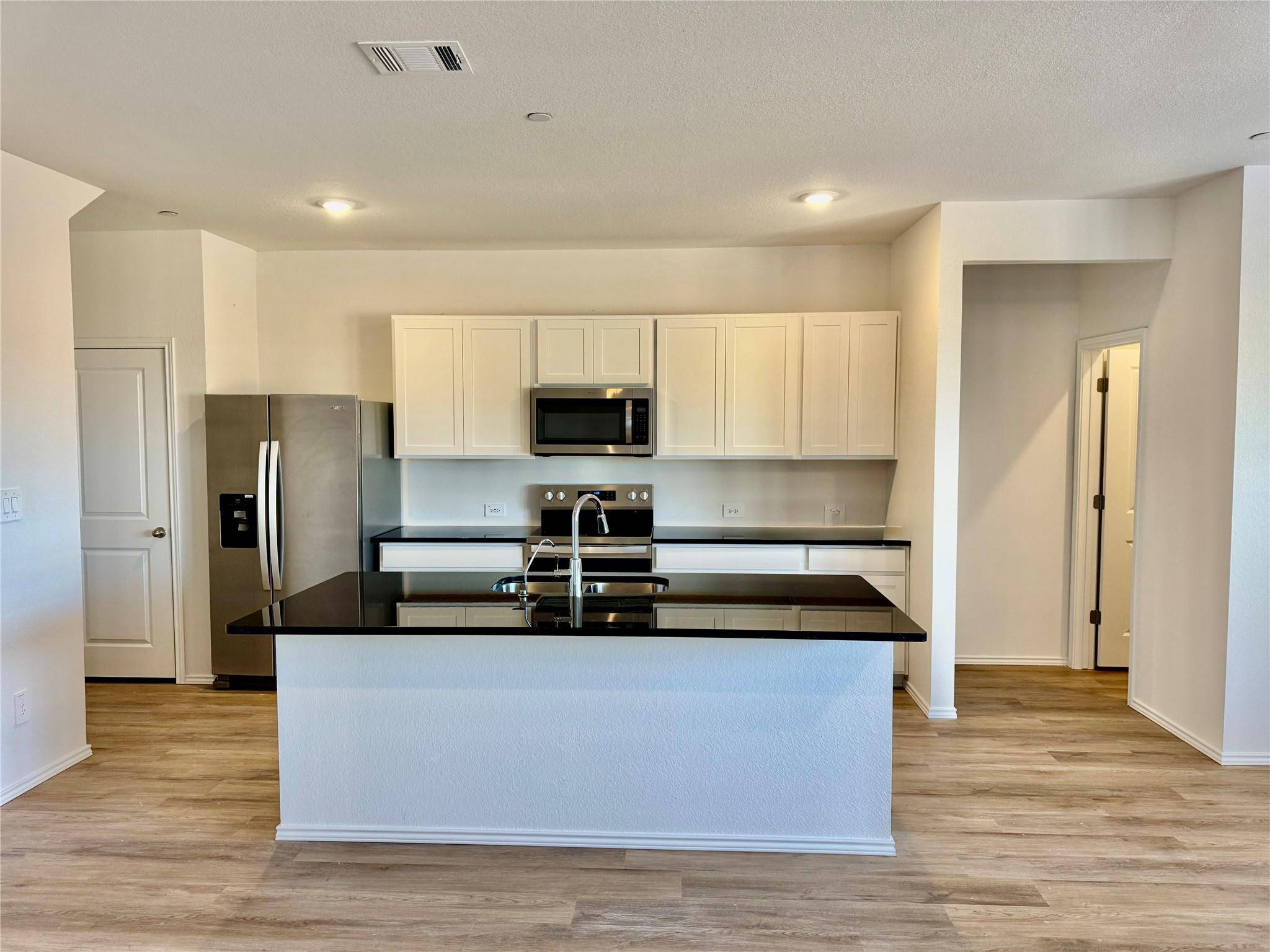 104 Calcite RD #2, Kyle, TX 78640