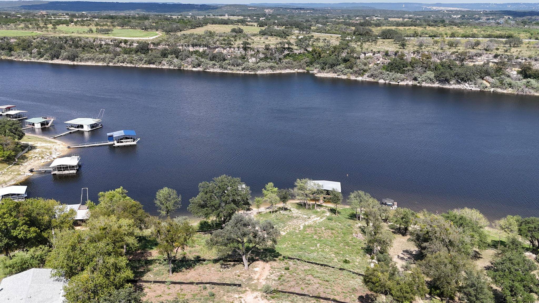 1013 Lake Shore DR, Spicewood, TX 78669