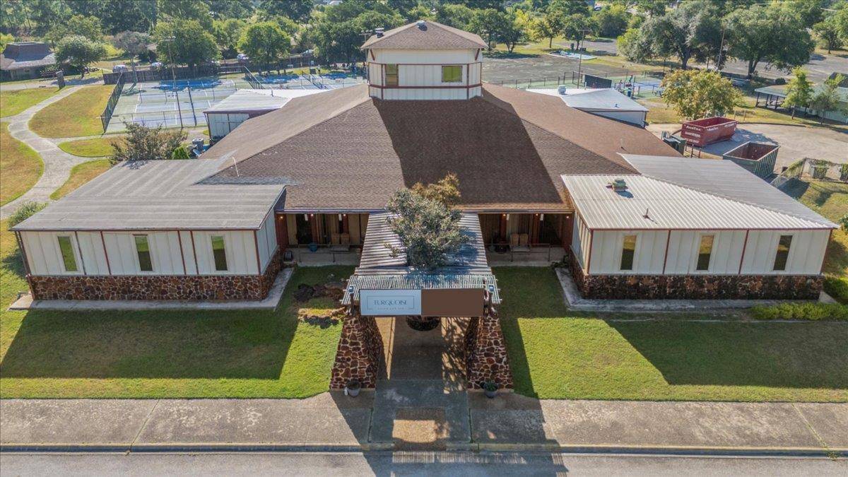 141 Tahitian DR, Bastrop, TX 78602