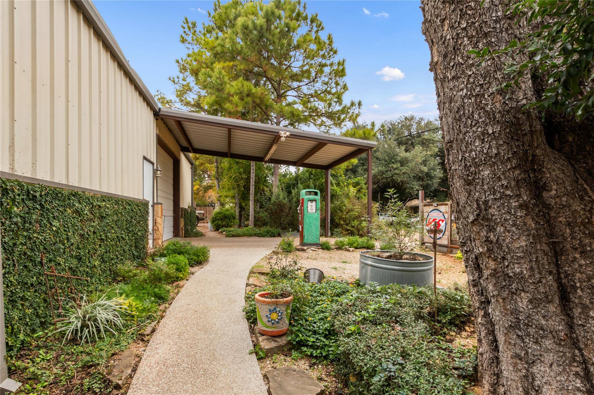 402 Magnolia ST, Gause, TX 77857