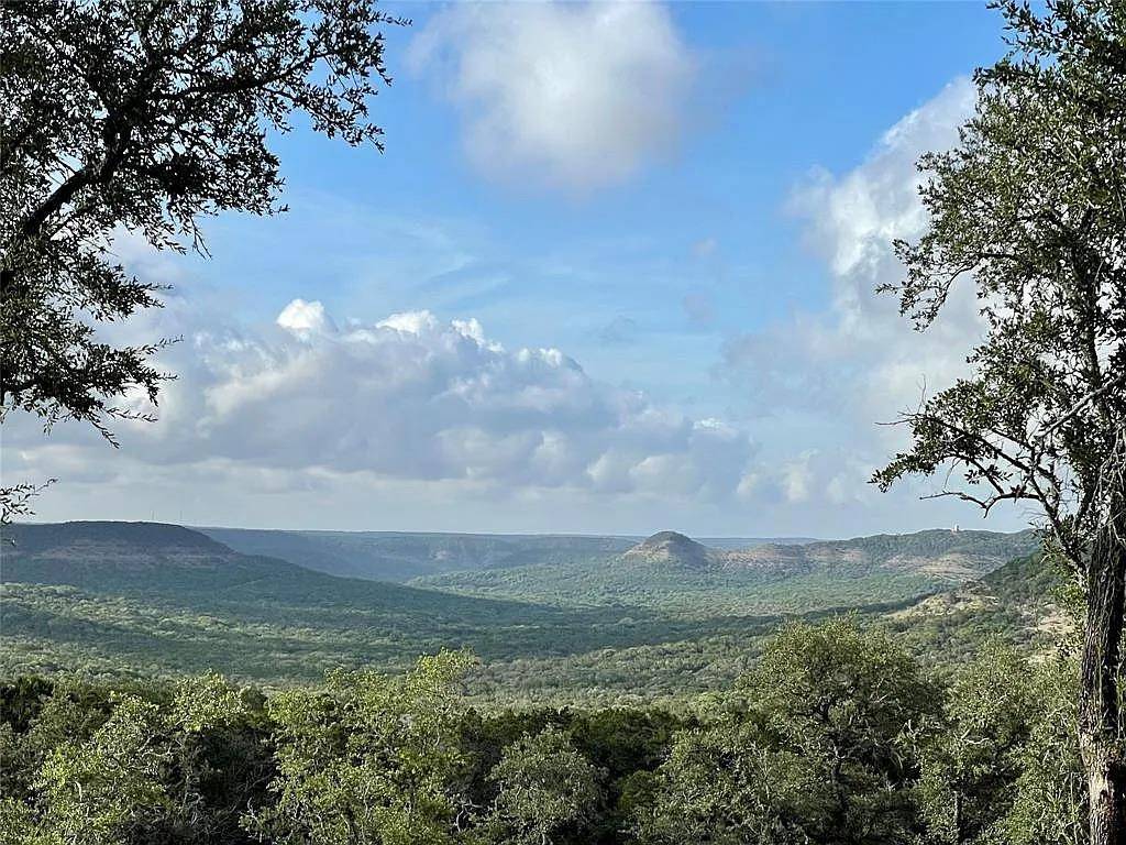640 Ghost Dancer, Fischer, TX 78623