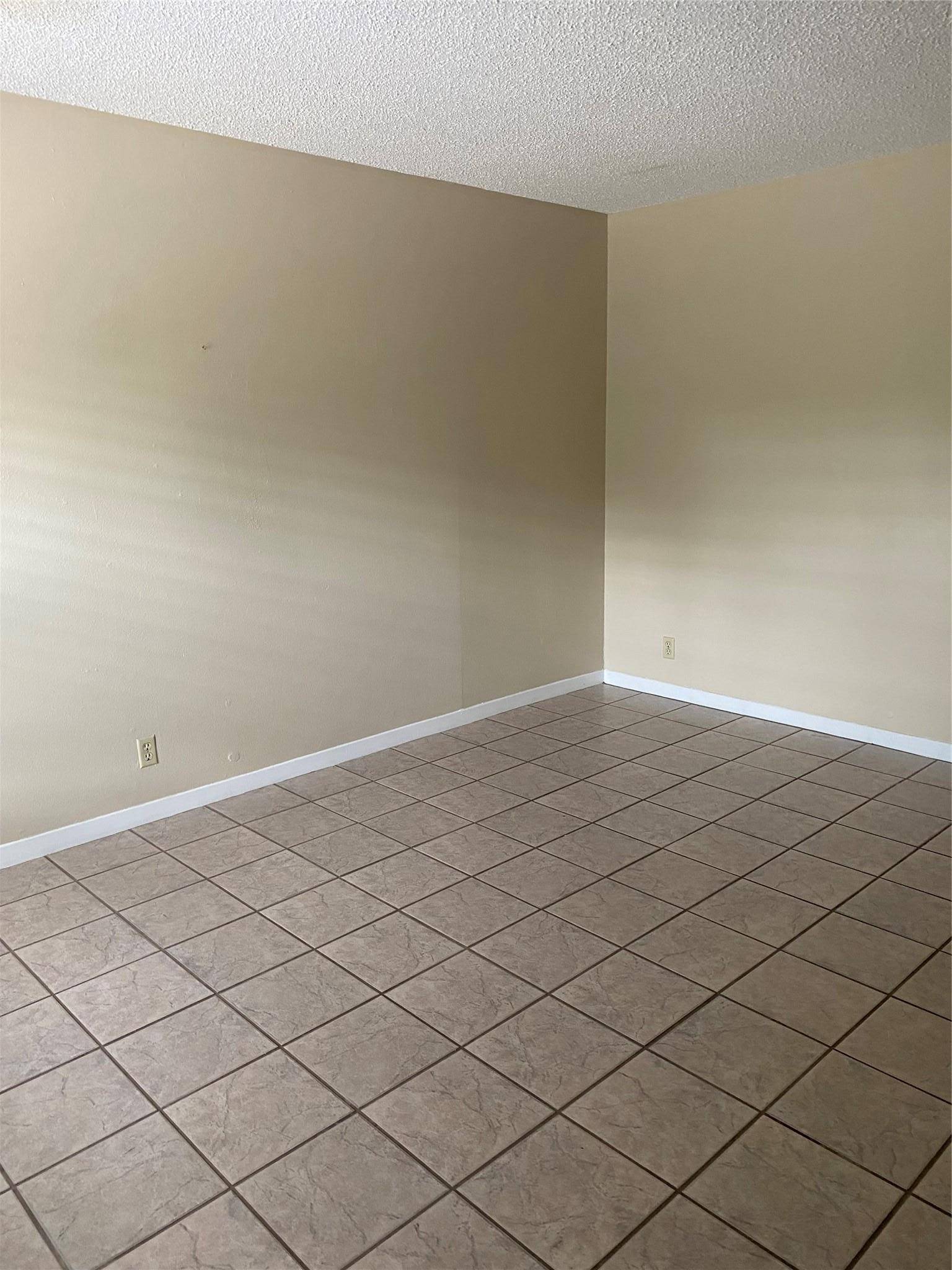1601 Enfield RD #5, Austin, TX 78703