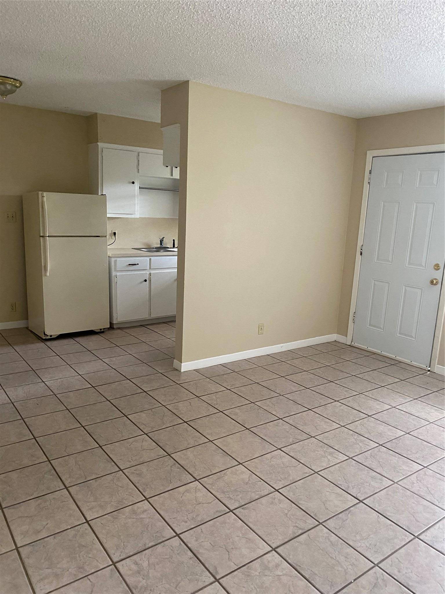 1601 Enfield RD #5, Austin, TX 78703