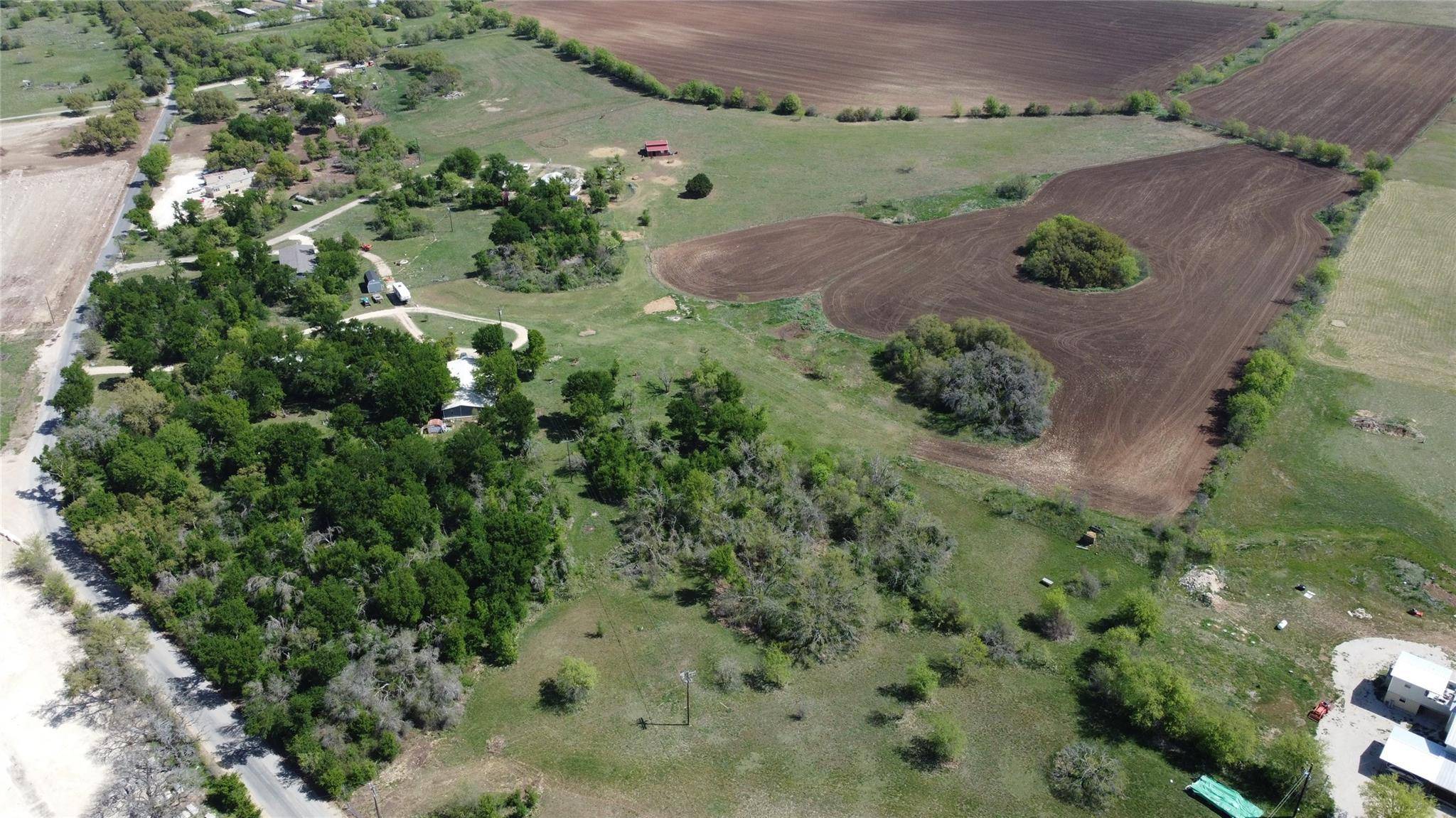 240 County Road 344, Jarrell, TX 76537
