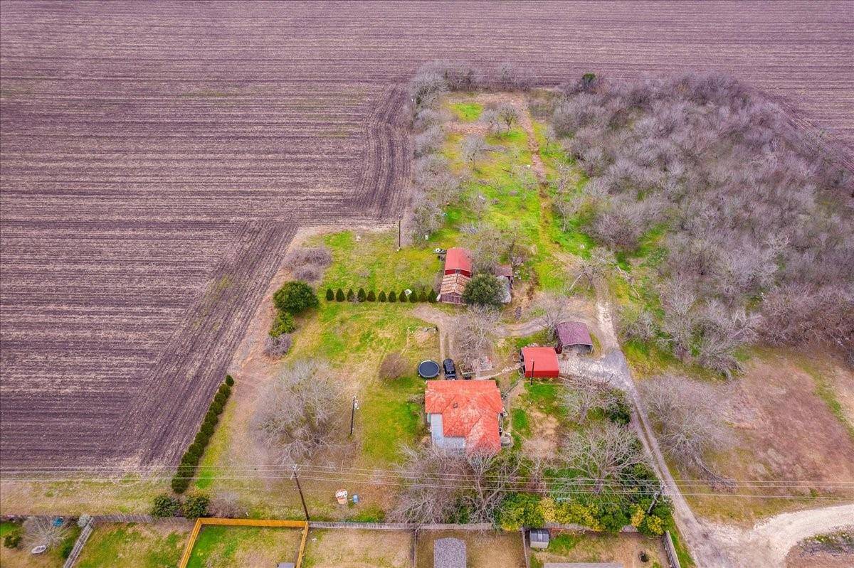 530 Continental DR, Seguin, TX 78155