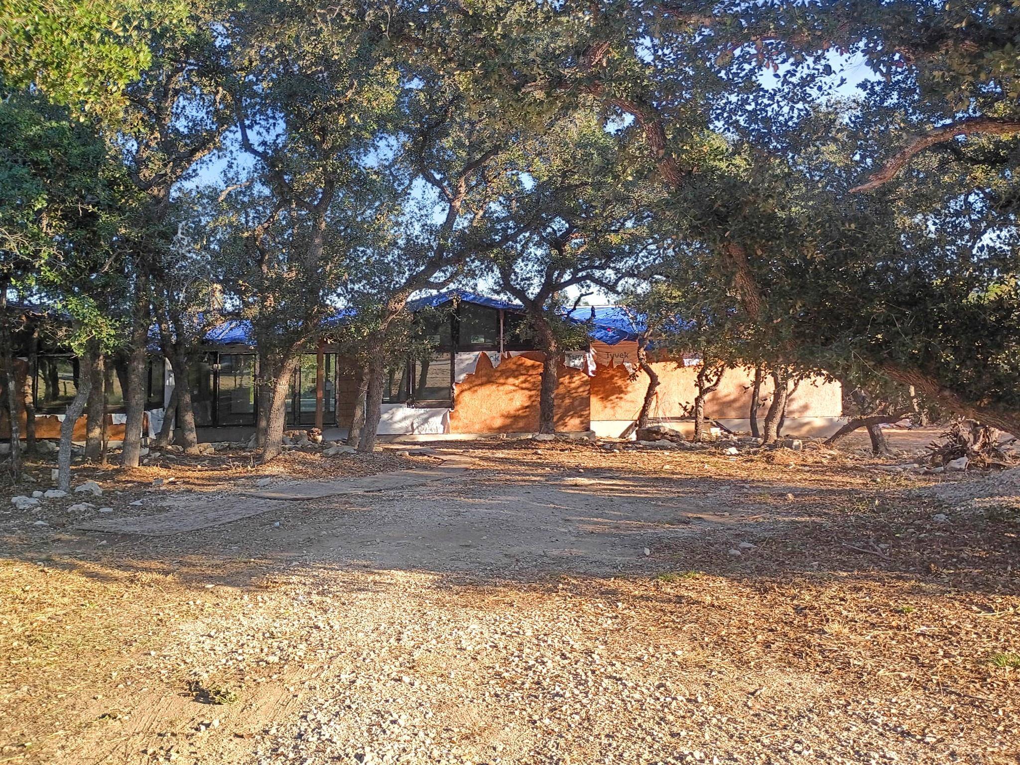 1722 Paradise PKWY, Canyon Lake, TX 78133