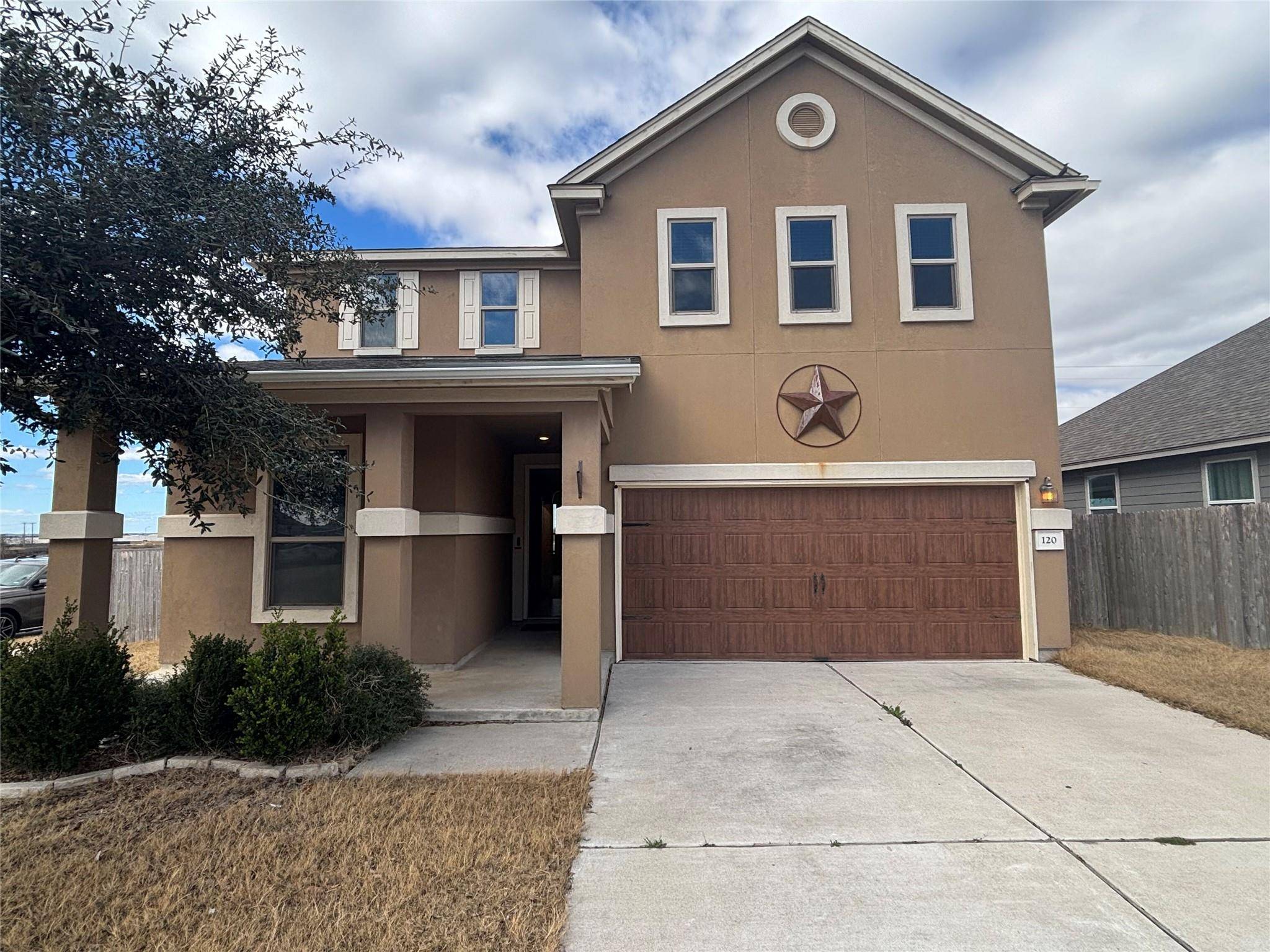 120 Schuylerville DR, Elgin, TX 78621