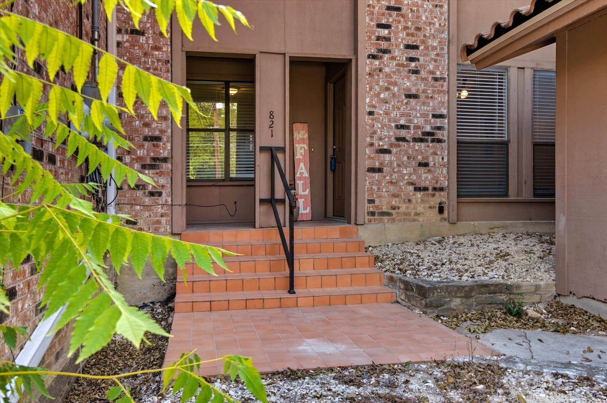 821 Old Ranch Rd 12, San Marcos, TX 78666