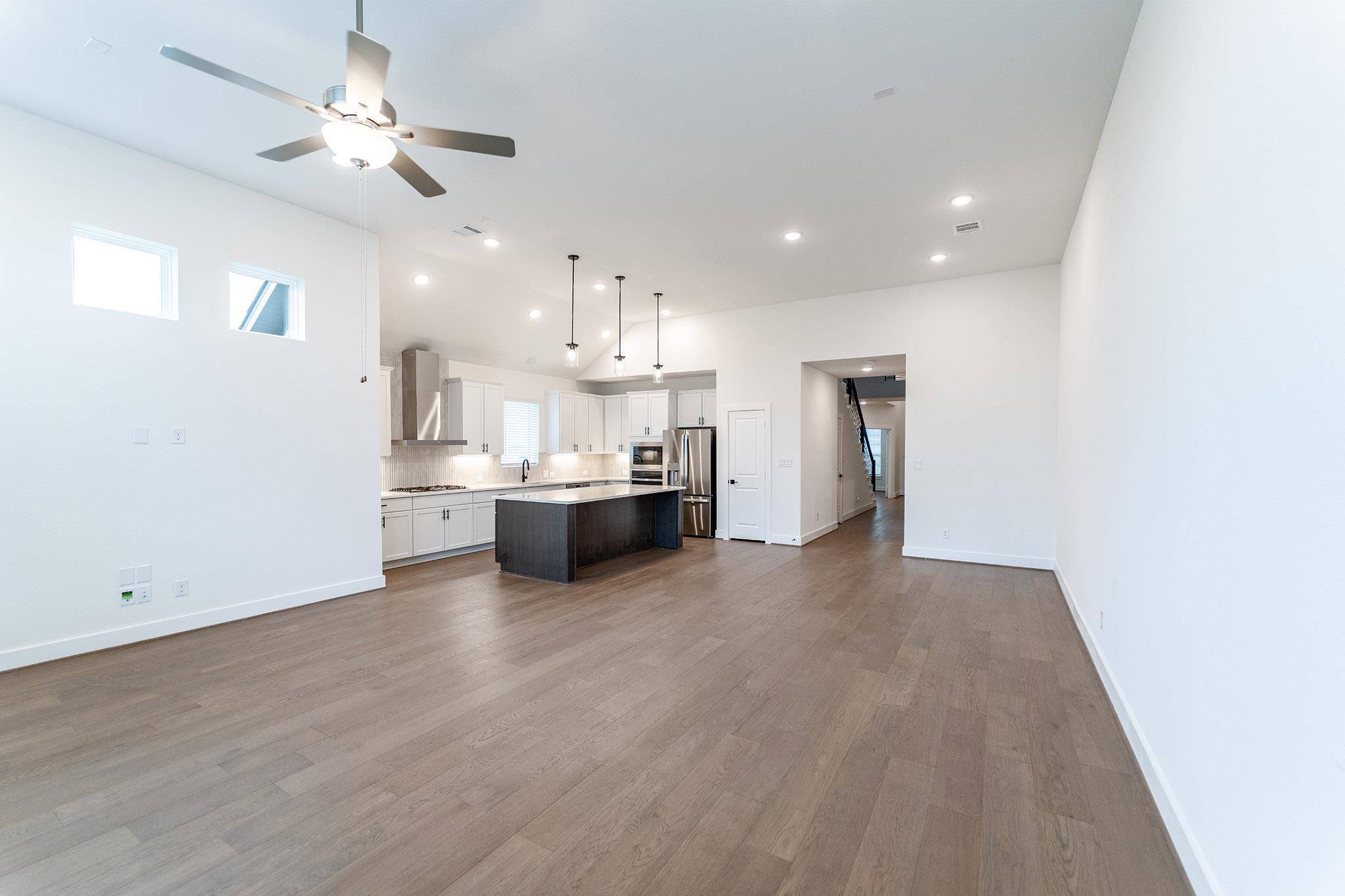 209 Joy LN, Liberty Hill, TX 78642