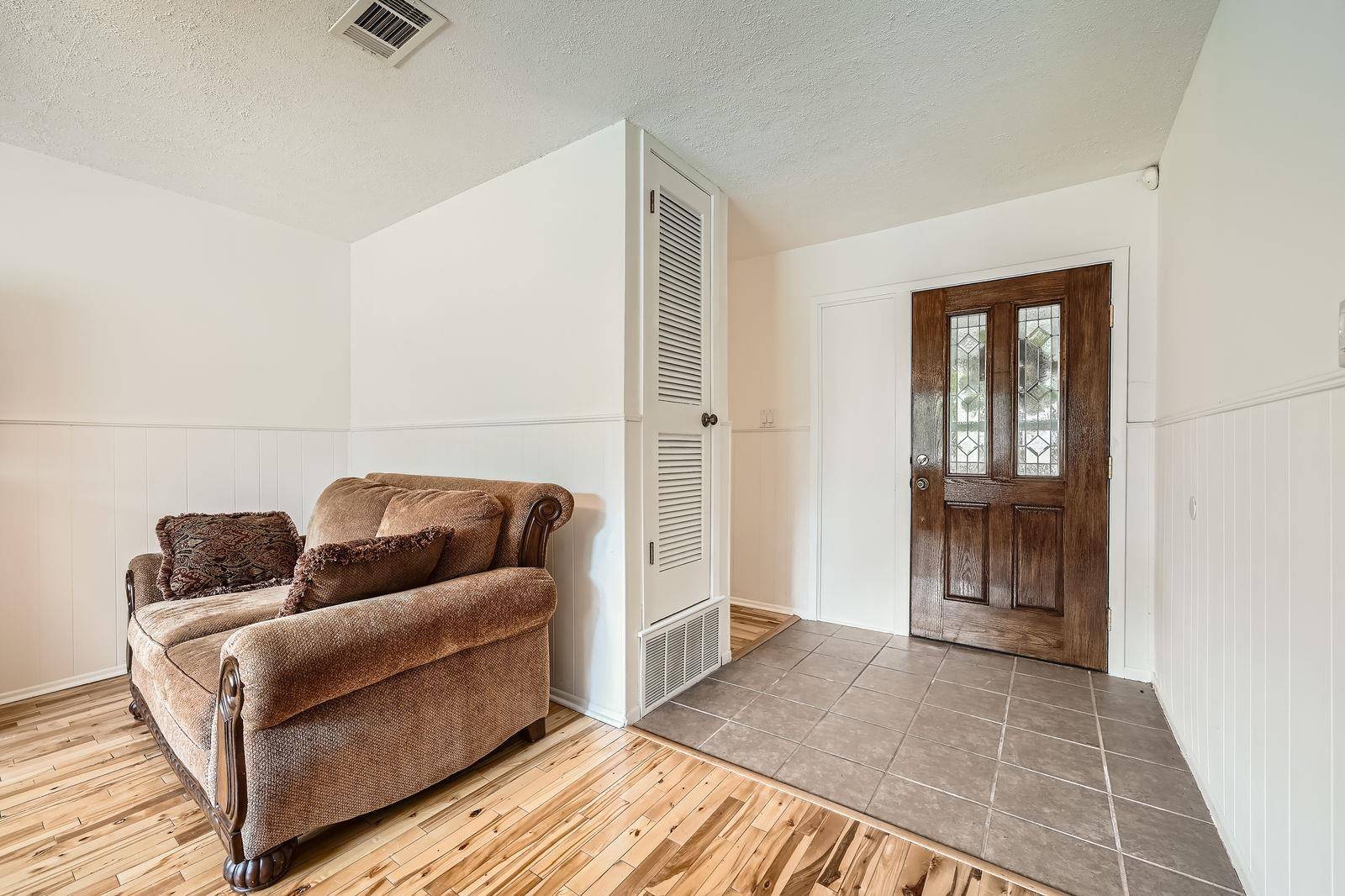 914 Hermitage DR, Austin, TX 78753