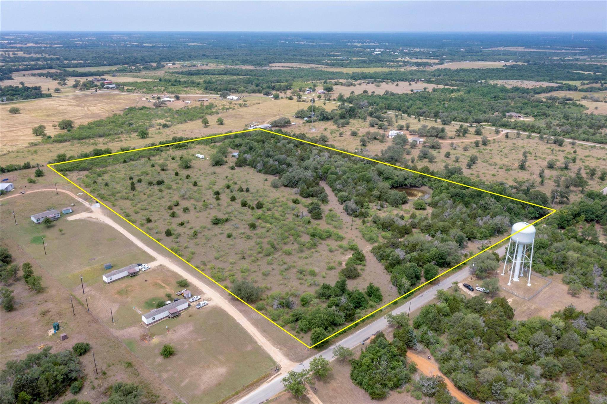 1931 Watterson RD, Red Rock, TX 78662