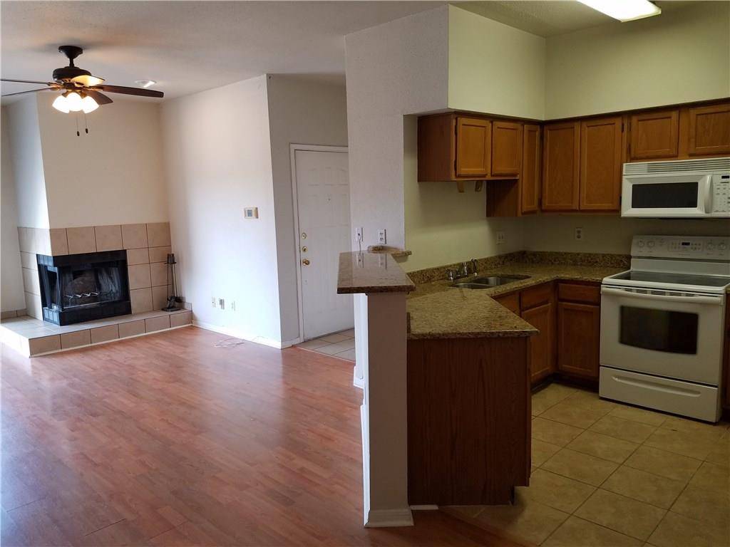 2450 WICKERSHAM LN #1317, Austin, TX 78741