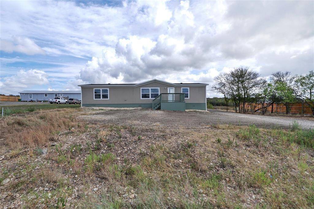 231 La Fortuna DR, Del Valle, TX 78617