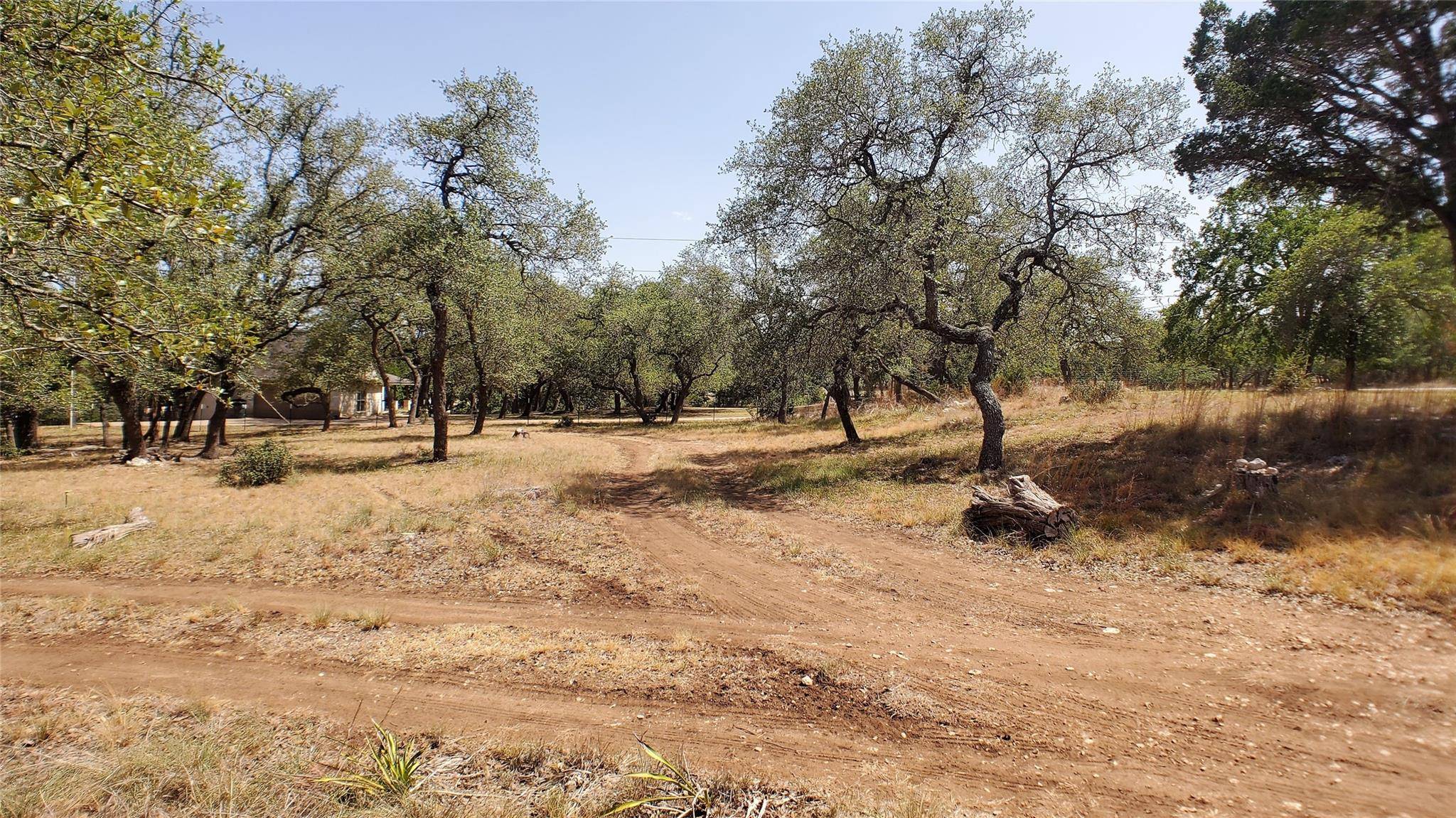 650 Beauchamp RD, Dripping Springs, TX 78620