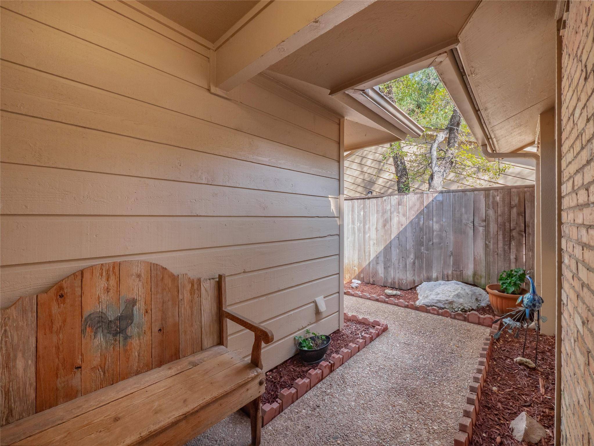 7211 Lakewood DR #E118, Austin, TX 78750