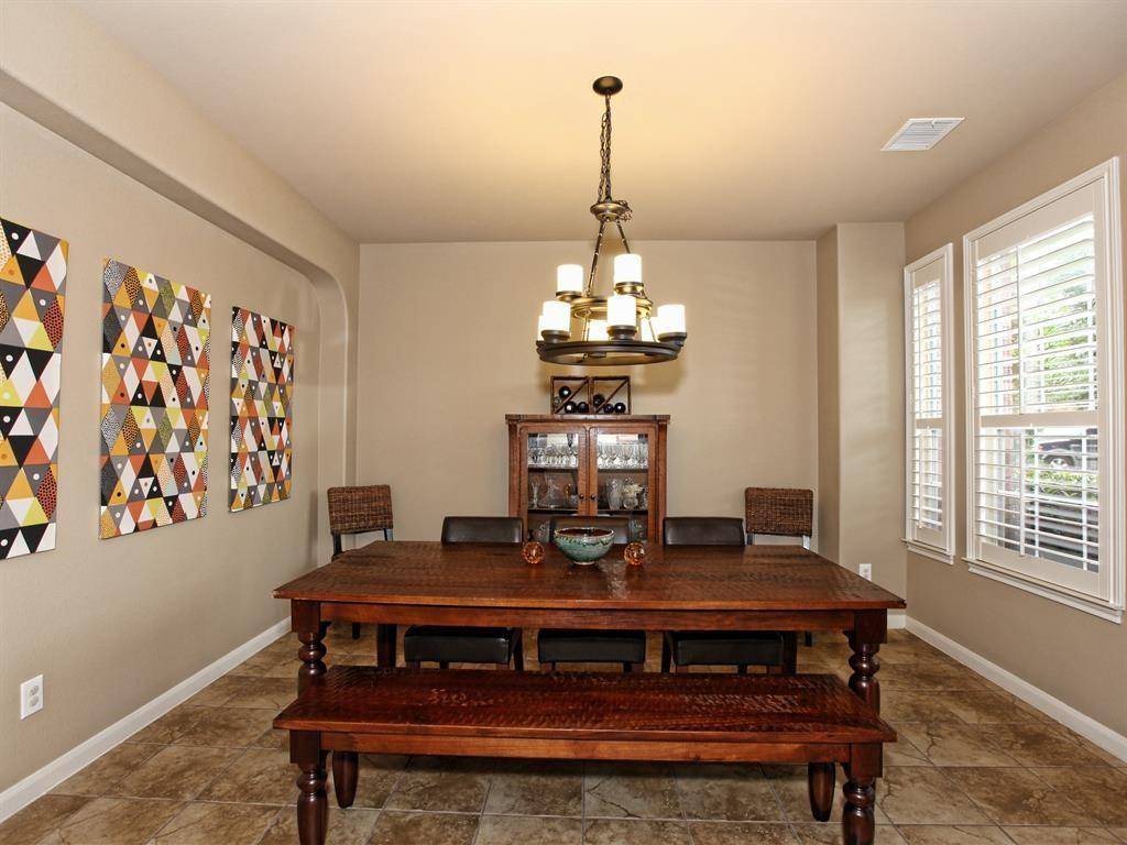 2622 Crestfield PL, Round Rock, TX 78681