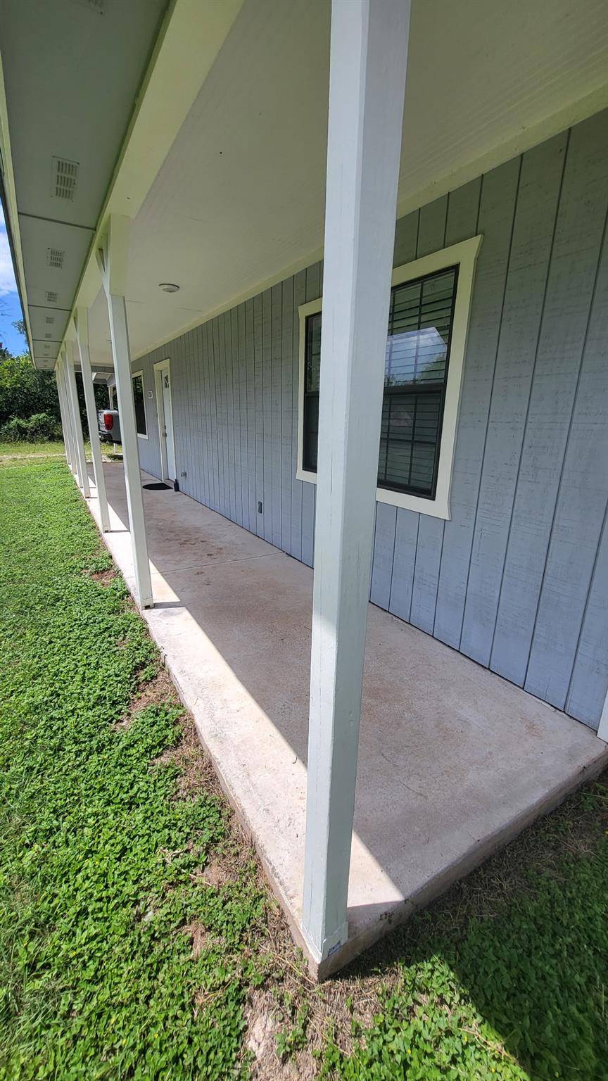 110 Midnight Sun DR, Spicewood, TX 78669