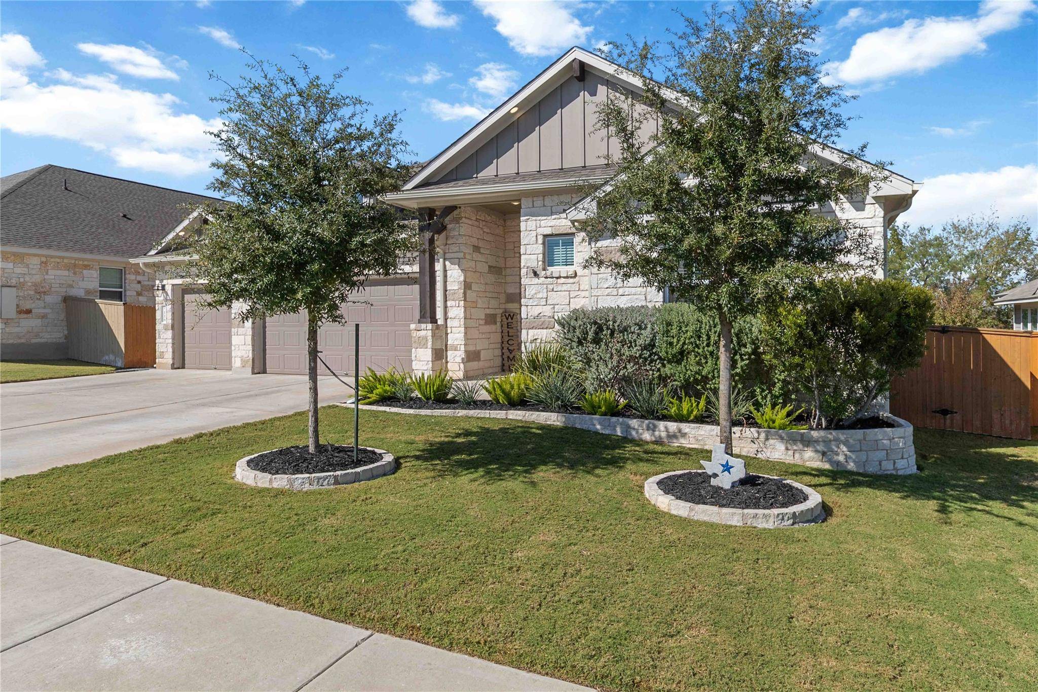 116 Charles Zanco DR, Bastrop, TX 78602