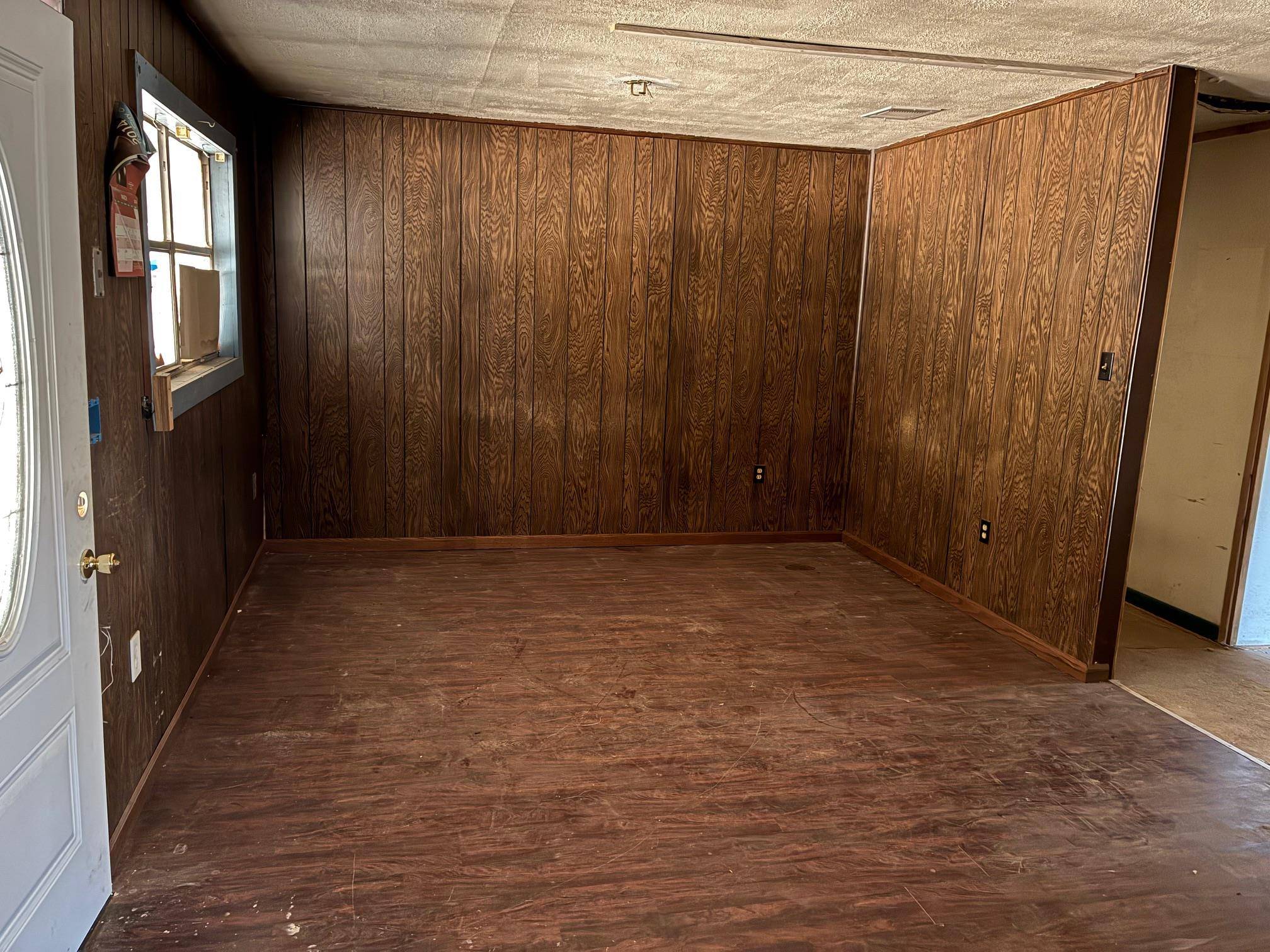 116 Flaming Oak DR, Bastrop, TX 78602