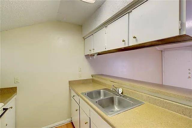 3800 Allegro Lugar ST #3A, Austin, TX 78749