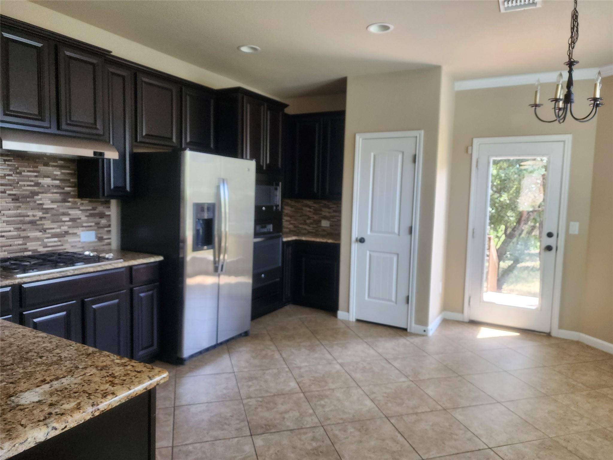 518 S Meadowlark ST #B, Lakeway, TX 78734