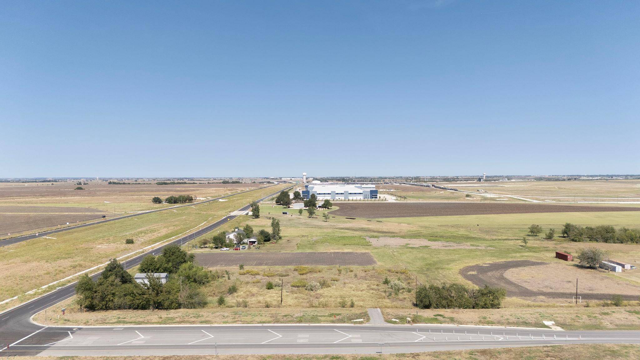 1451 Fm 3349, Taylor, TX 76574
