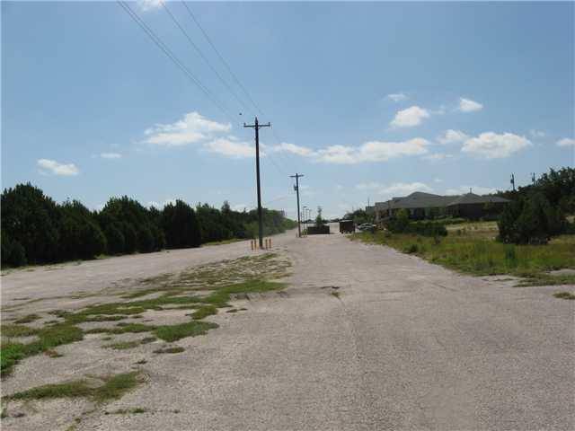69 Dawn DR, Lago Vista, TX 78645