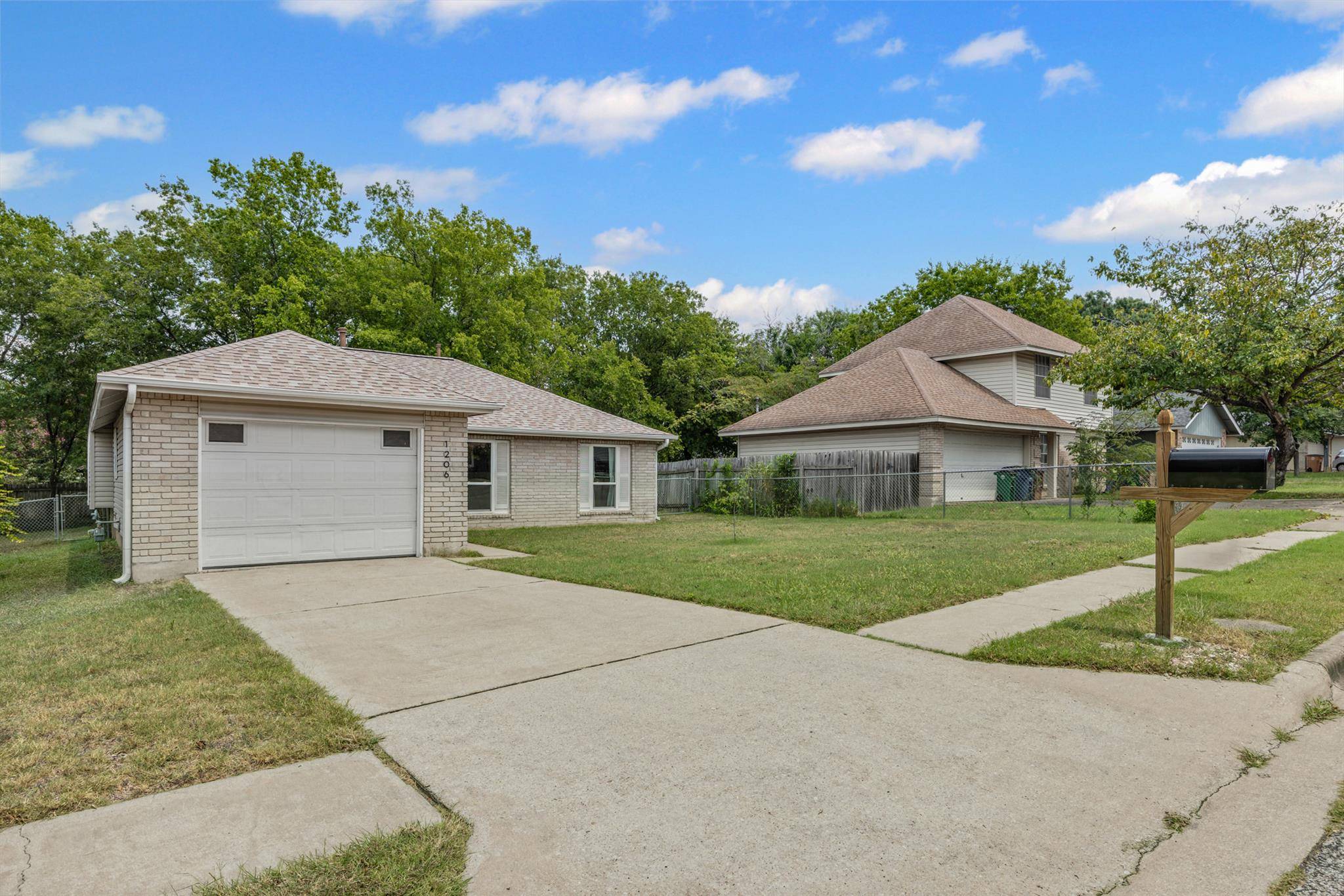 1206 S Trace DR, Austin, TX 78745