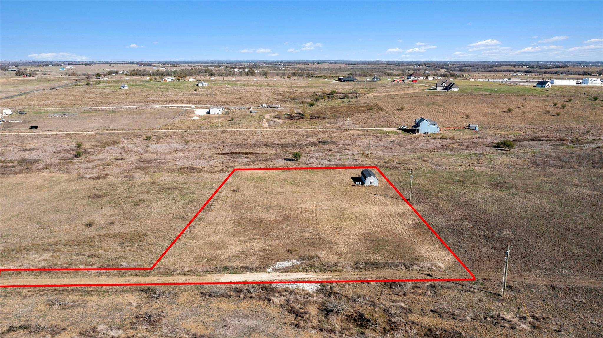 422 County Road 451 RD, Coupland, TX 78615