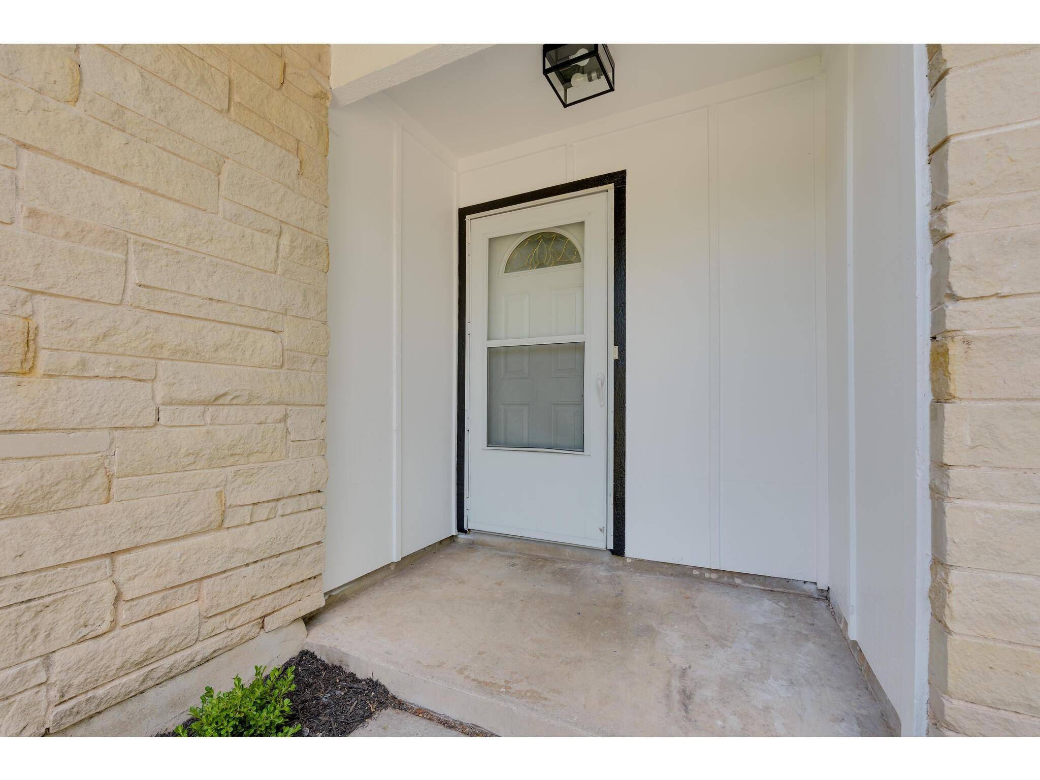6112 Glen Meadow DR, Austin, TX 78745