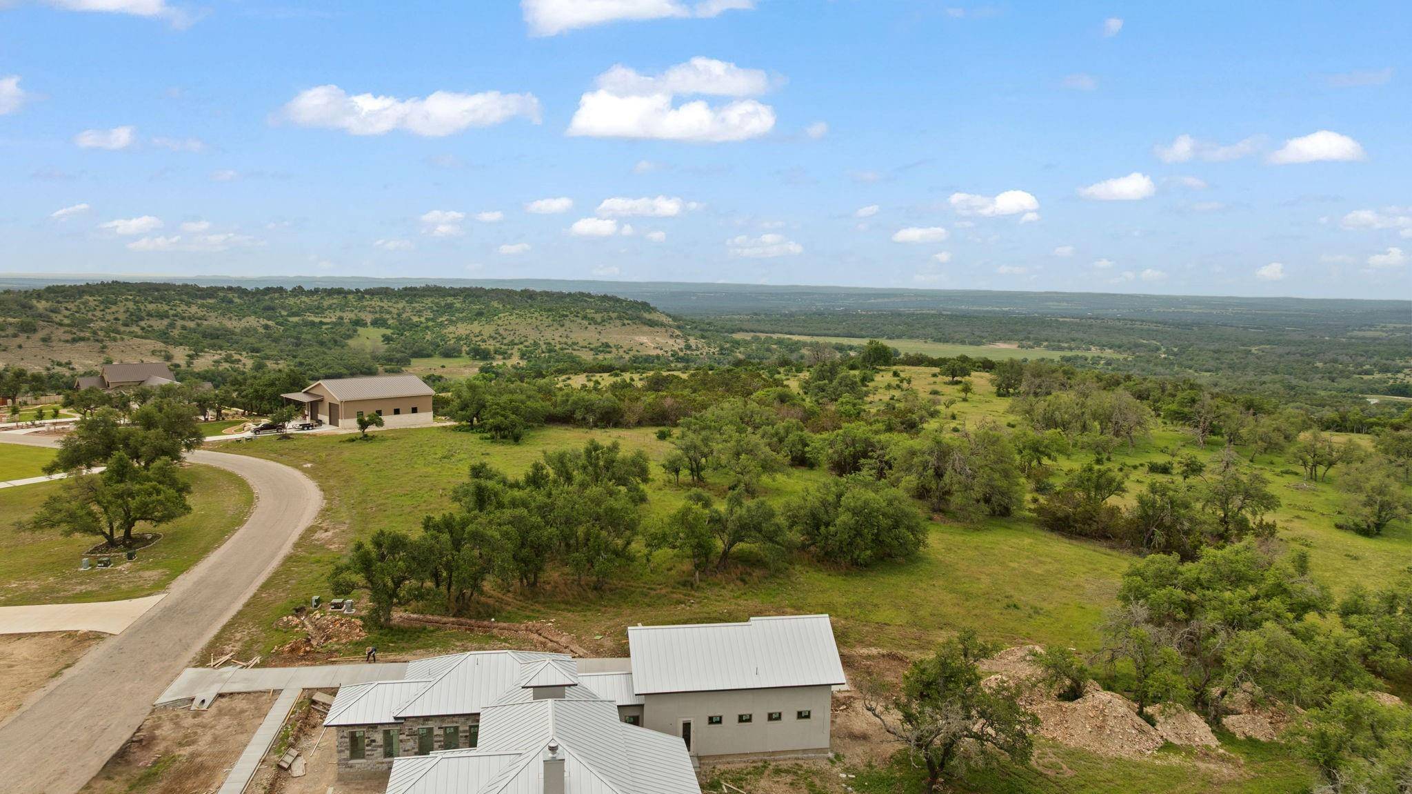 120 Trophy Oak PT, Fredericksburg, TX 78624