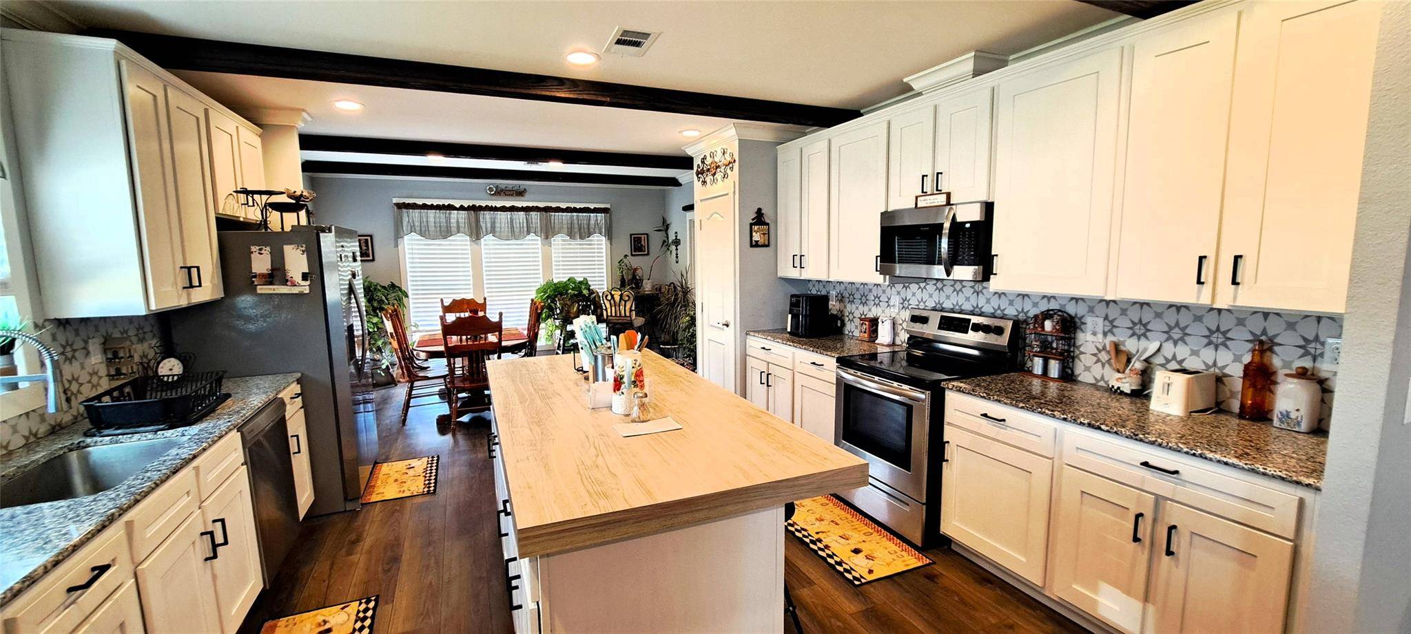 3432 County Road 206 RD N, Cameron, TX 76520