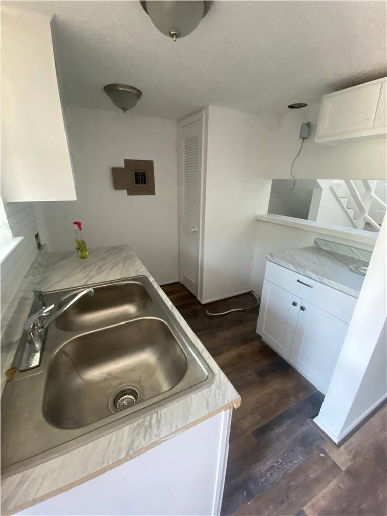 912 W 22nd 1/2 ST #G, Austin, TX 78705