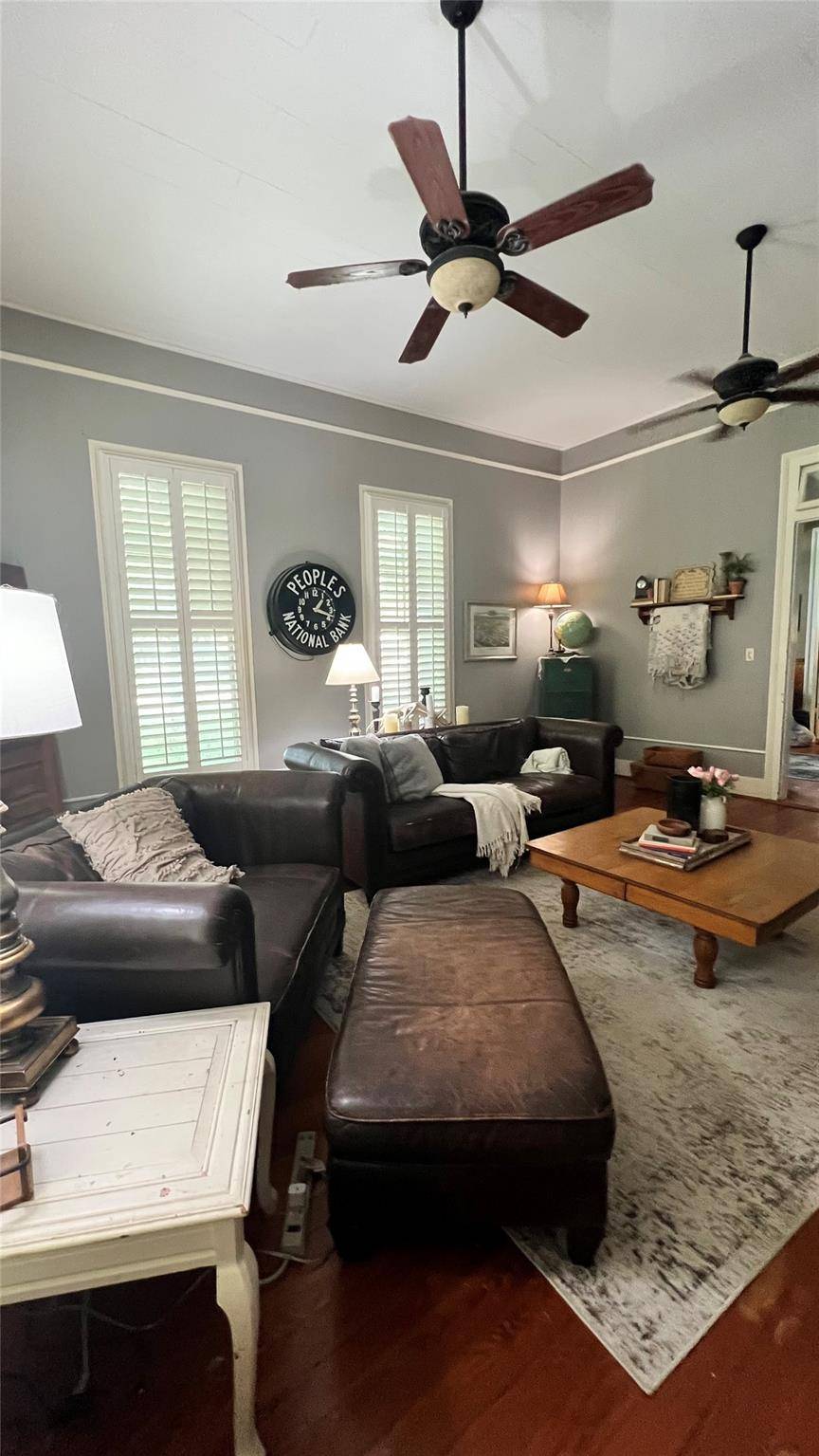 636 Franklin ST S, La Grange, TX 78945