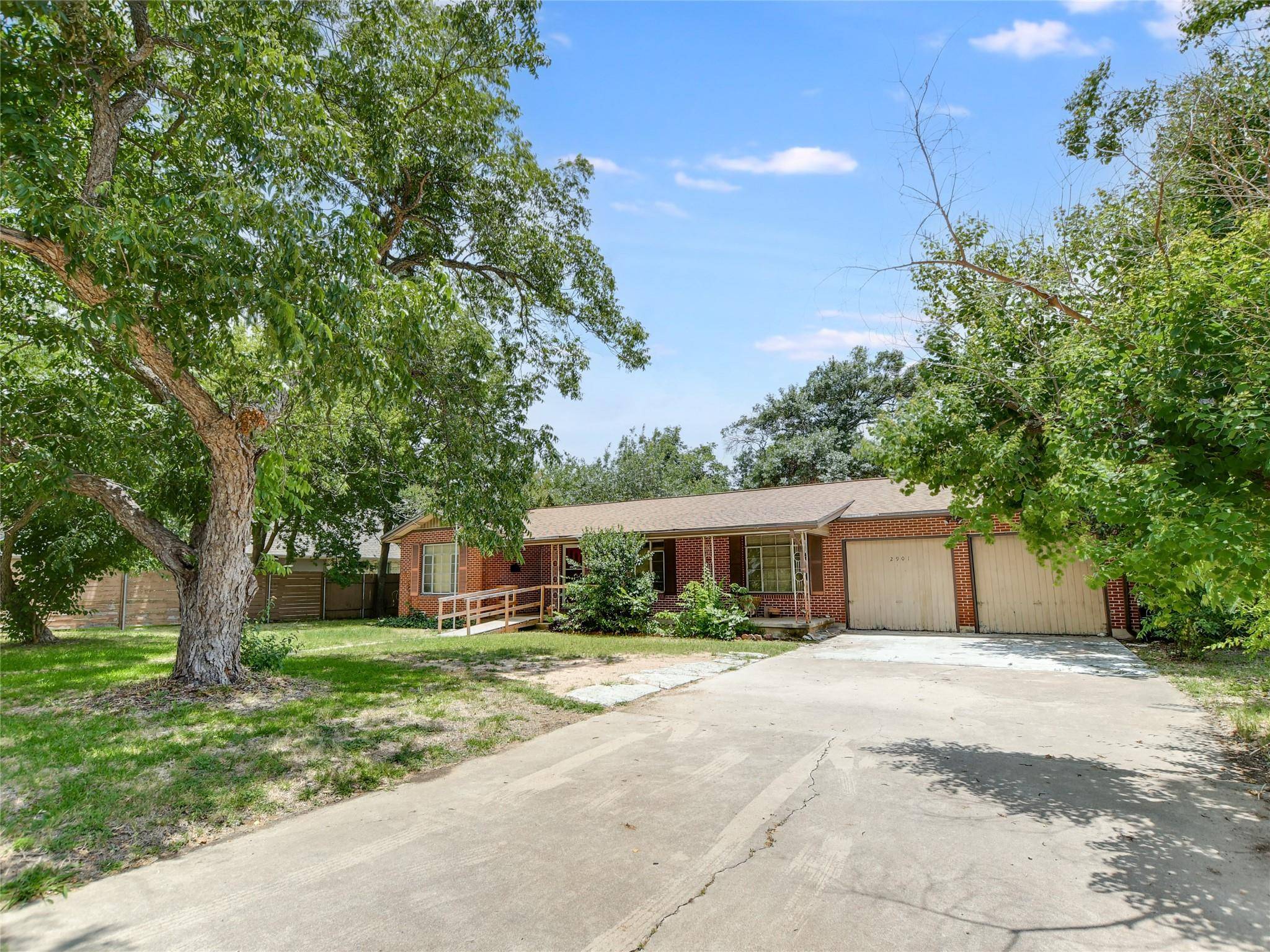 2901 W 45th ST, Austin, TX 78731