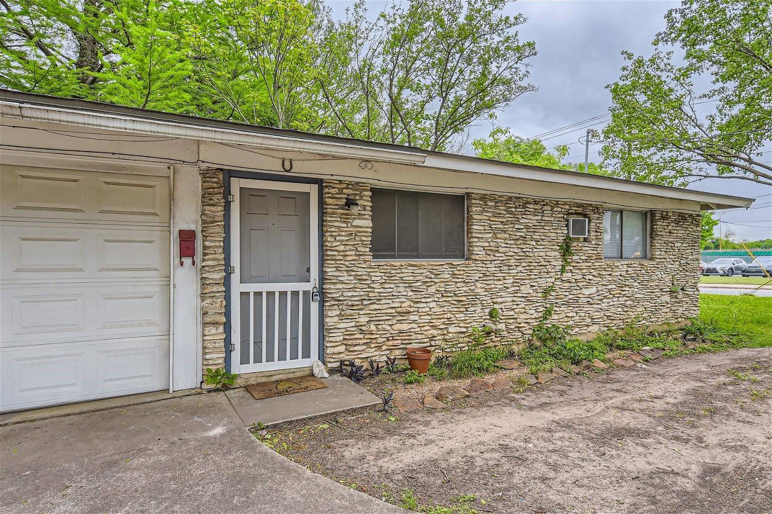 210 W 51st ST #A, Austin, TX 78751
