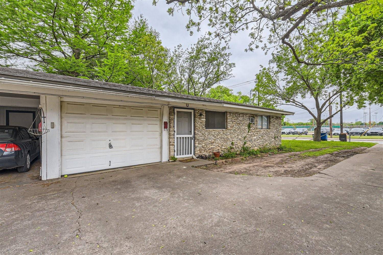 210 W 51st ST #A, Austin, TX 78751