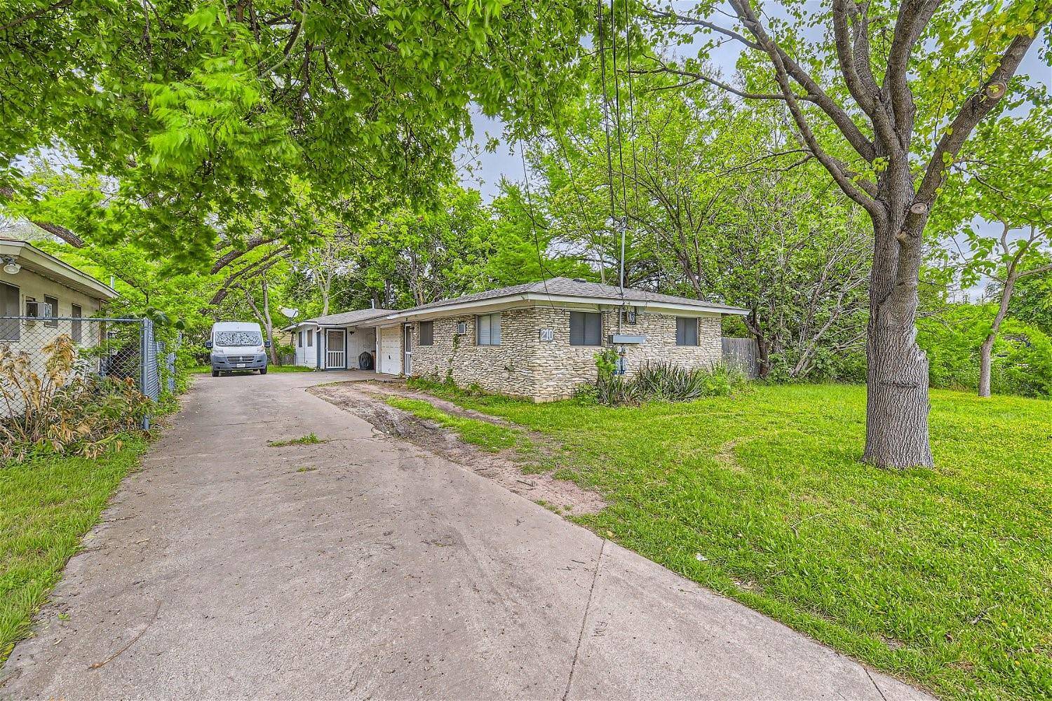 210 W 51st ST #A, Austin, TX 78751