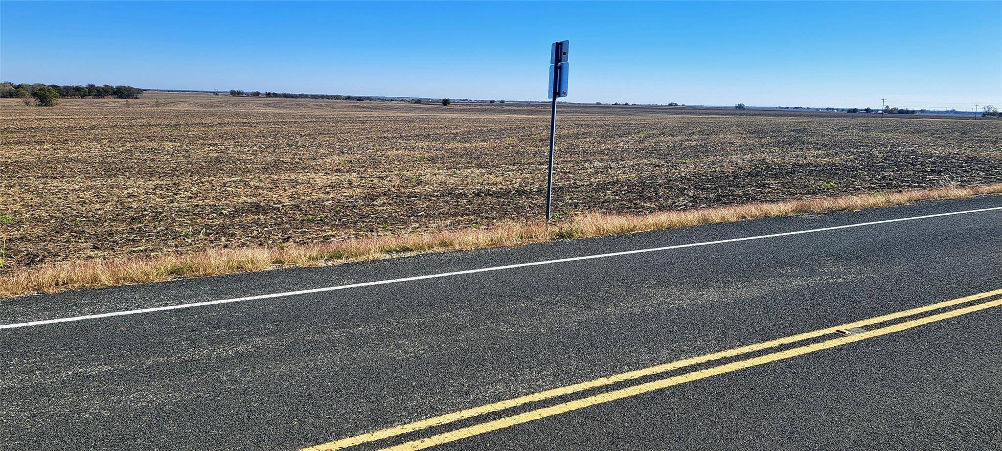300 S Granger CTR #FM972, Granger, TX 76530