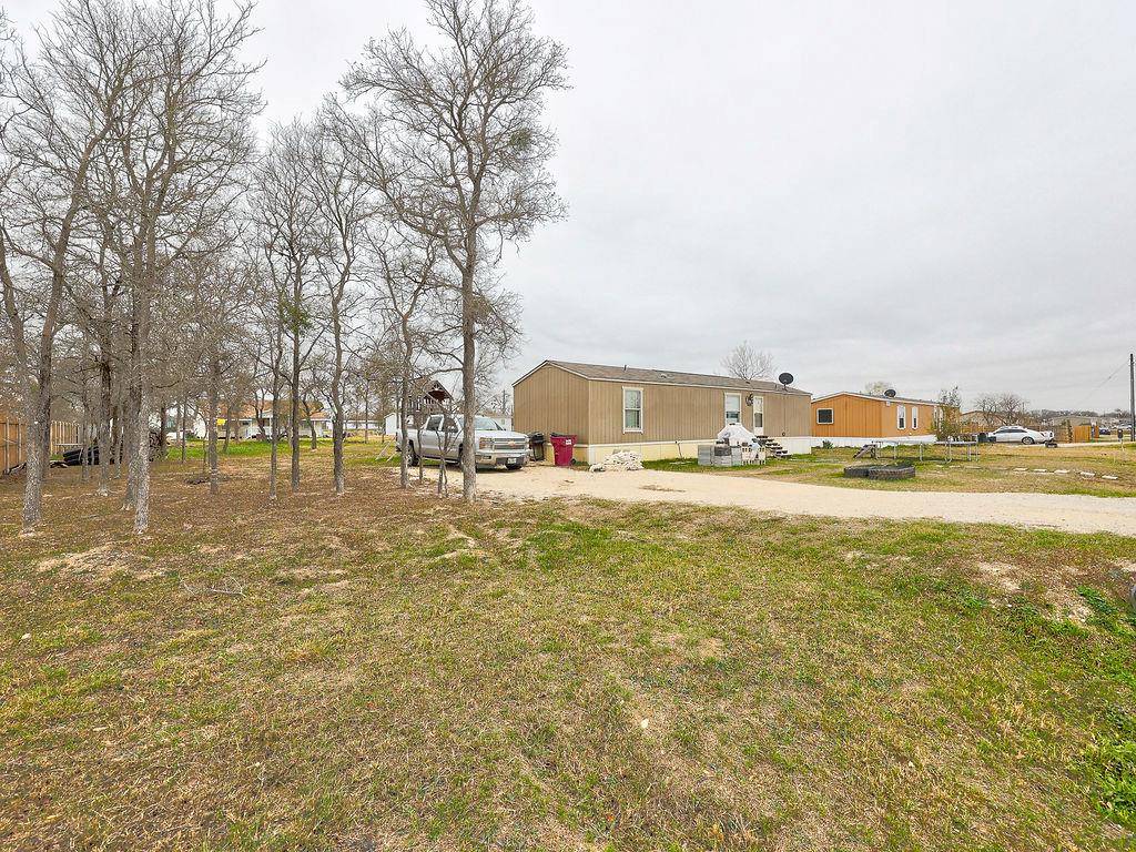 230 Gato RD, Cedar Creek, TX 78612