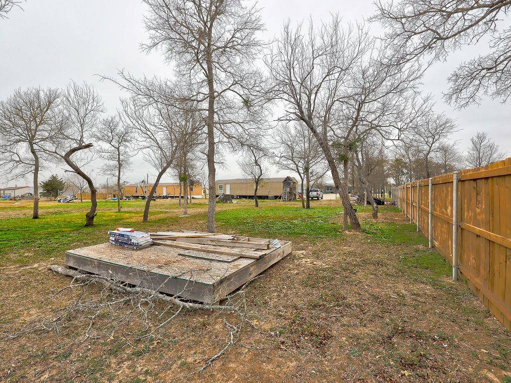 230 Gato RD, Cedar Creek, TX 78612