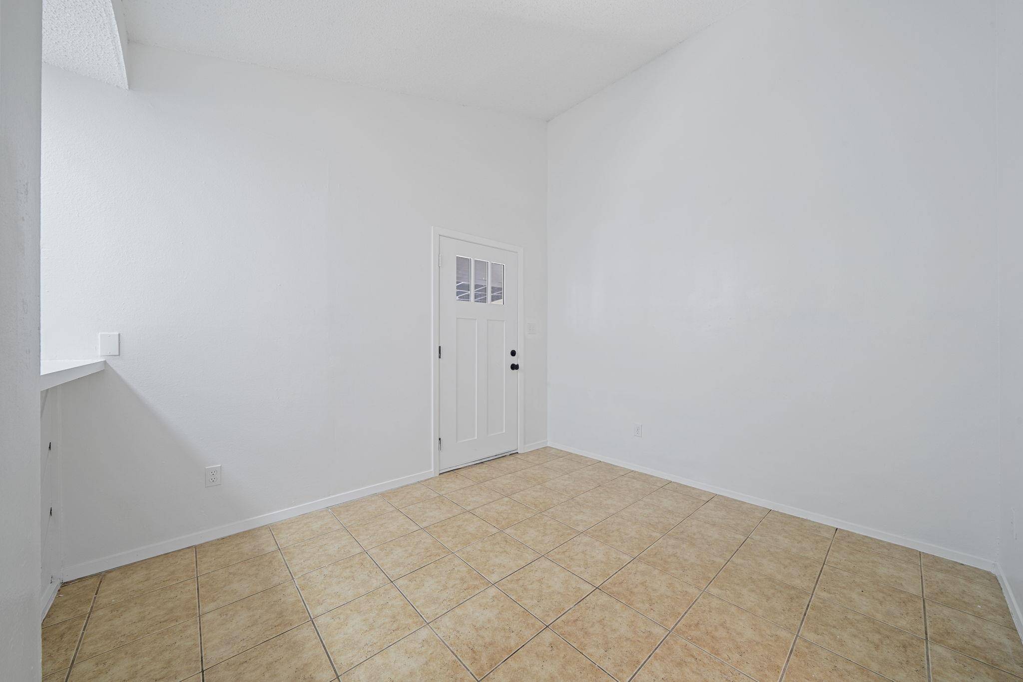 2410 Longview ST #D-301, Austin, TX 78705