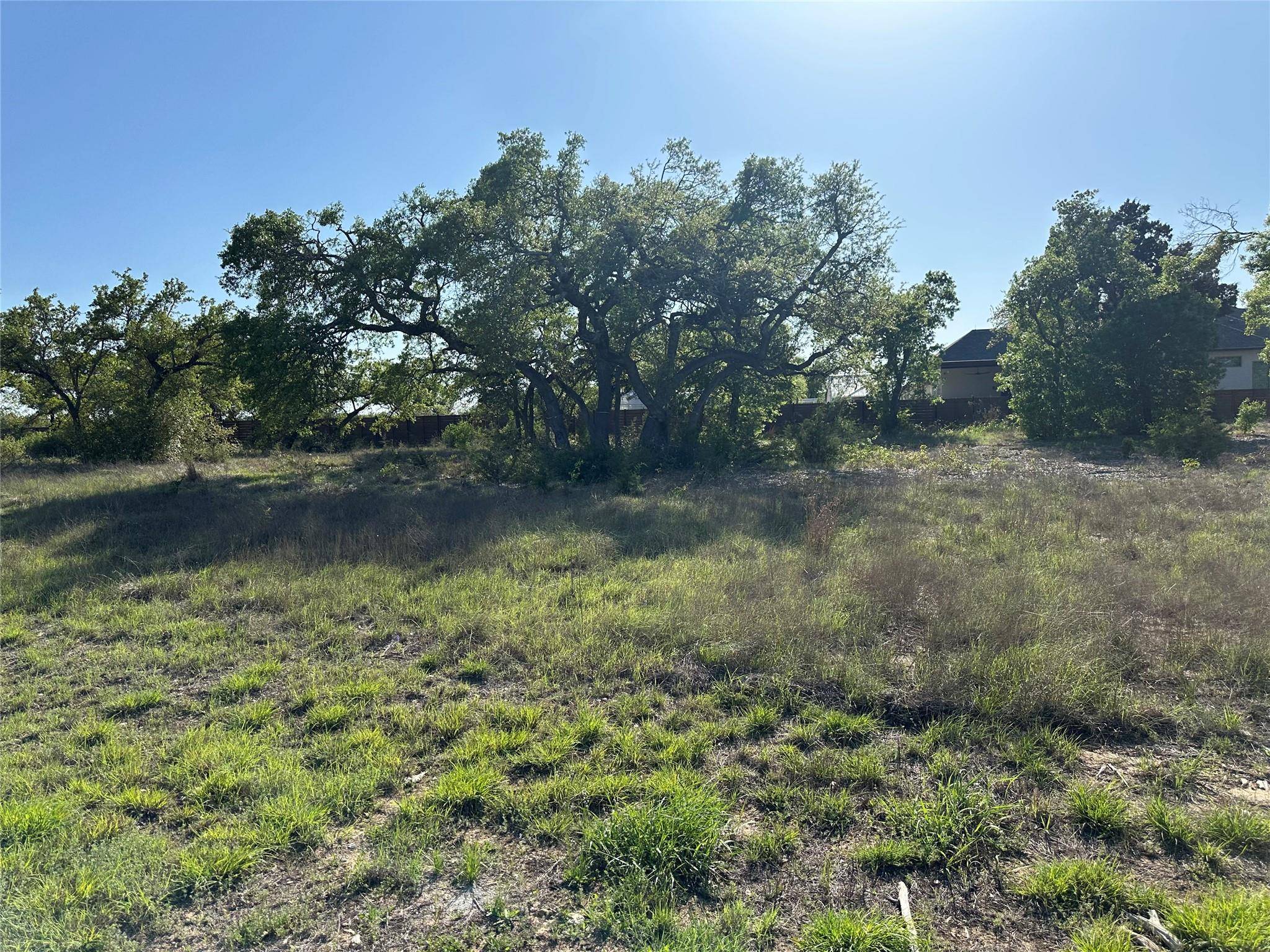 2204 Live Oak RD, Leander, TX 78641