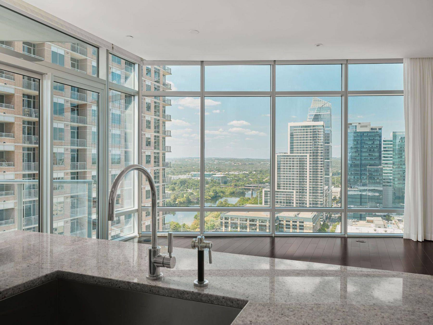 200 Congress Ave #23C, Austin, TX 78701