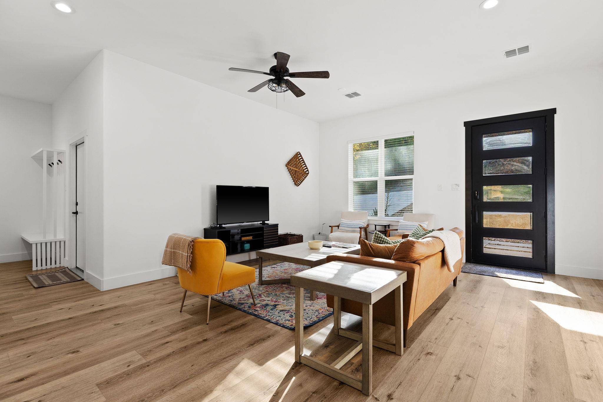 273 Tahitian DR, Bastrop, TX 78602