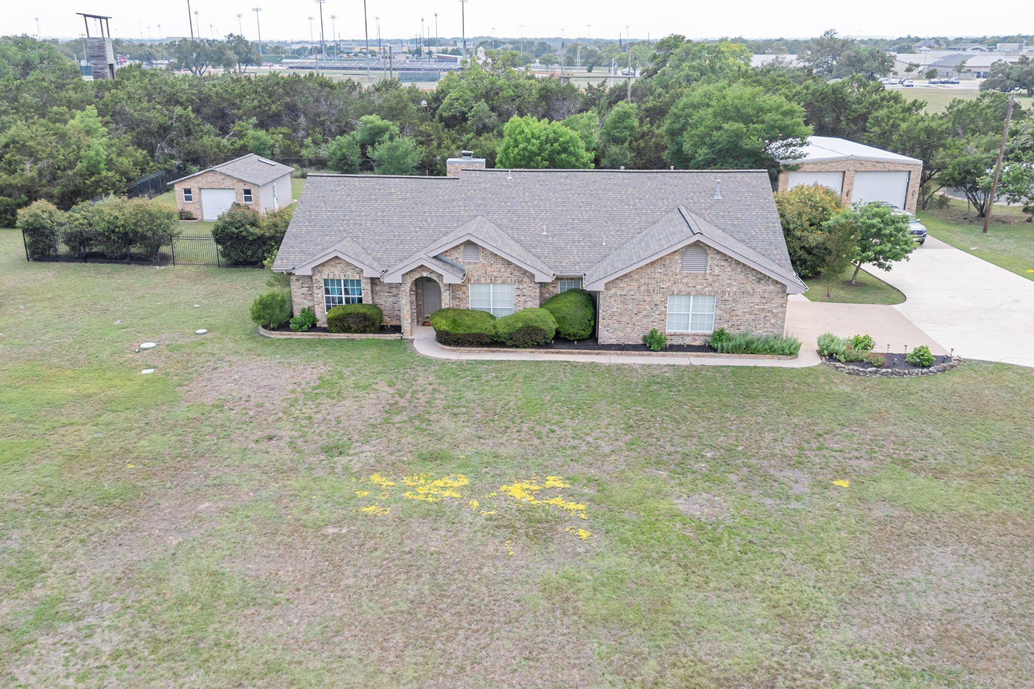 221 Breakaway RD, Cedar Park, TX 78613
