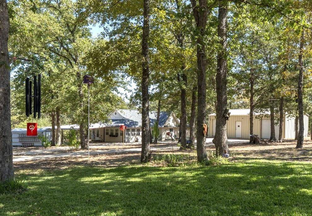 220 Clydesdale DR, Dale, TX 78616