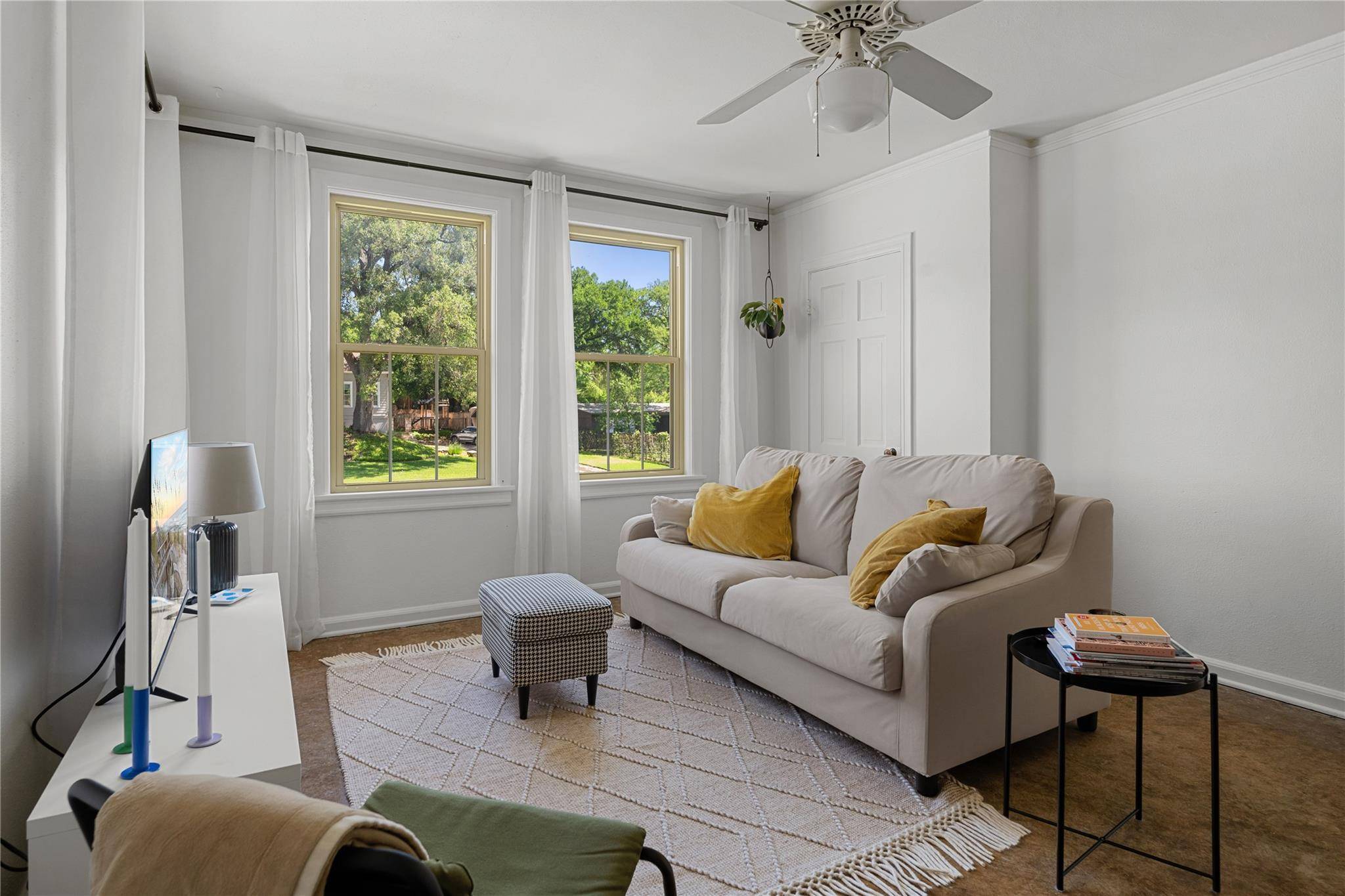 1703 Summit VW, Austin, TX 78703