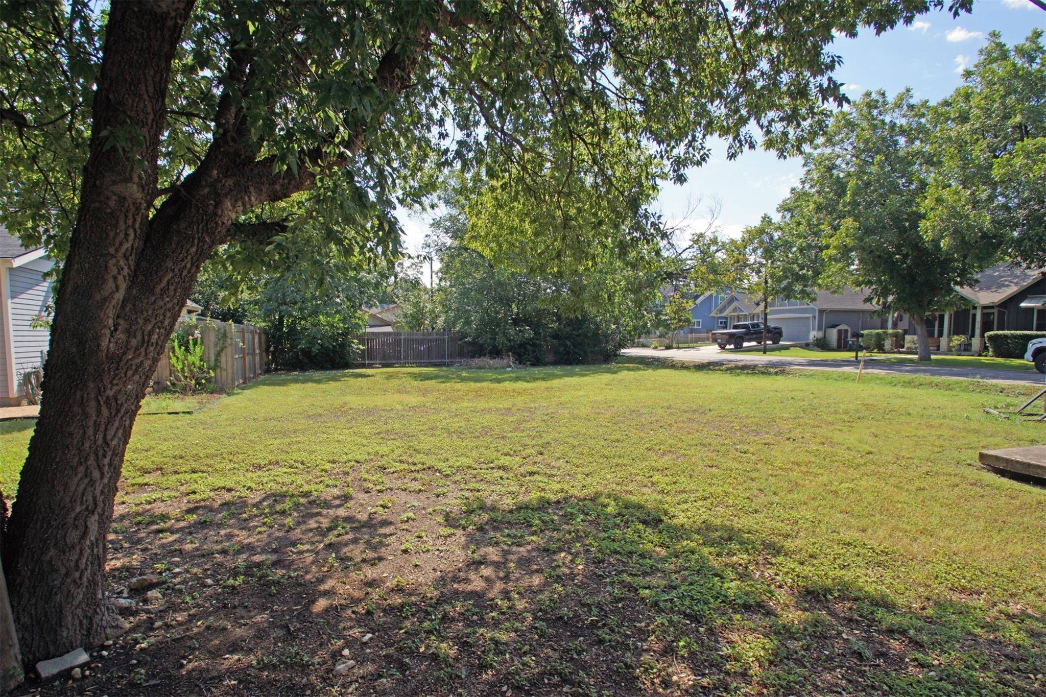 1507 Hart ST, Georgetown, TX 78626