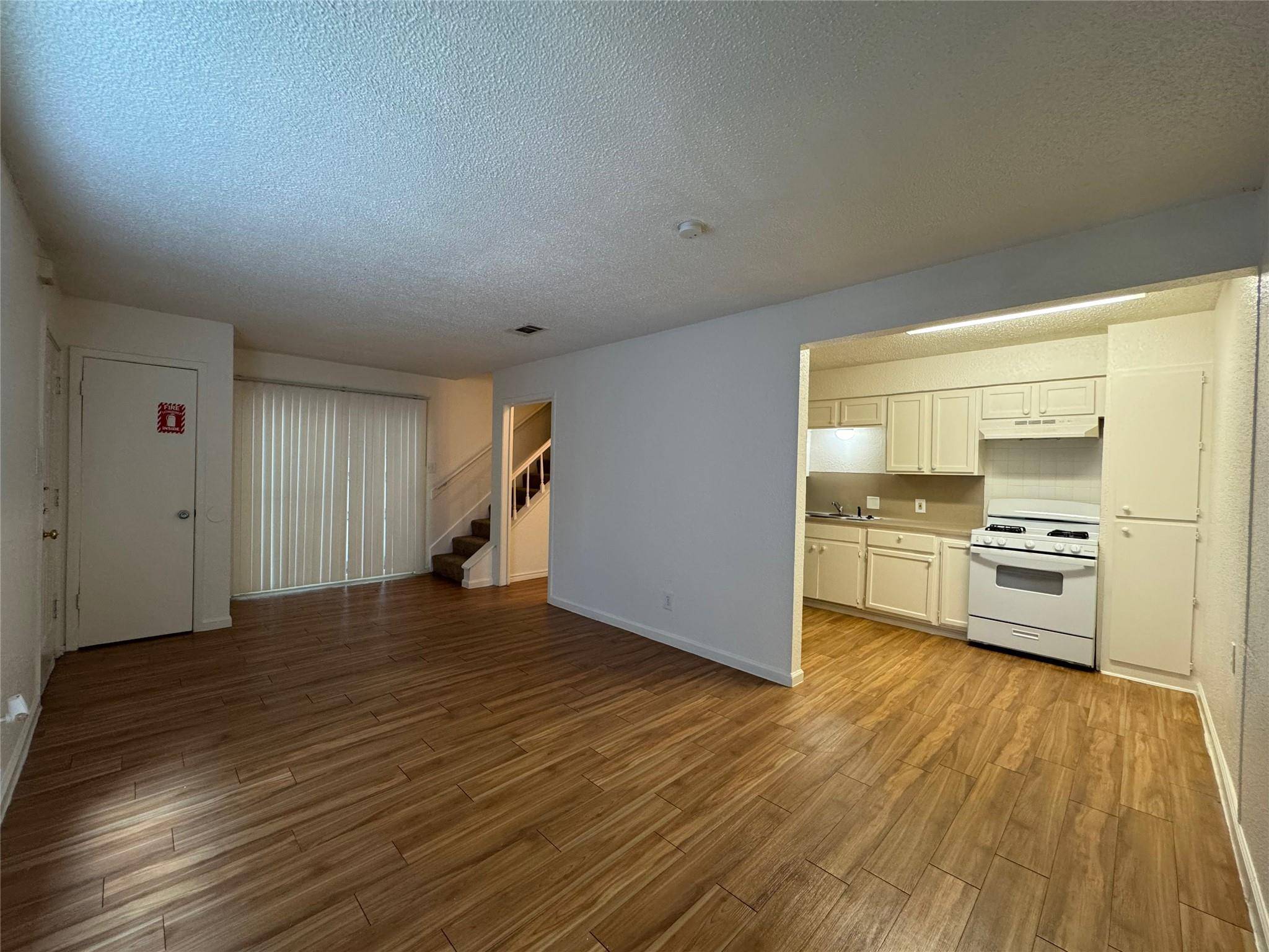 4810 West Wind TRL #102, Austin, TX 78745
